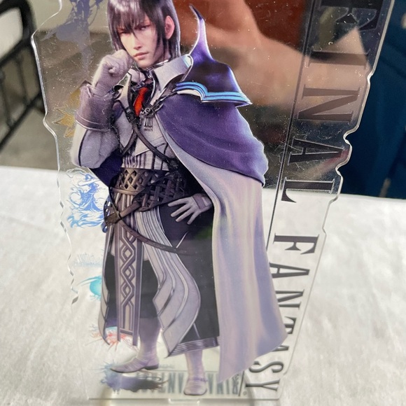 Final Fantasy standee - Picture 3 of 7
